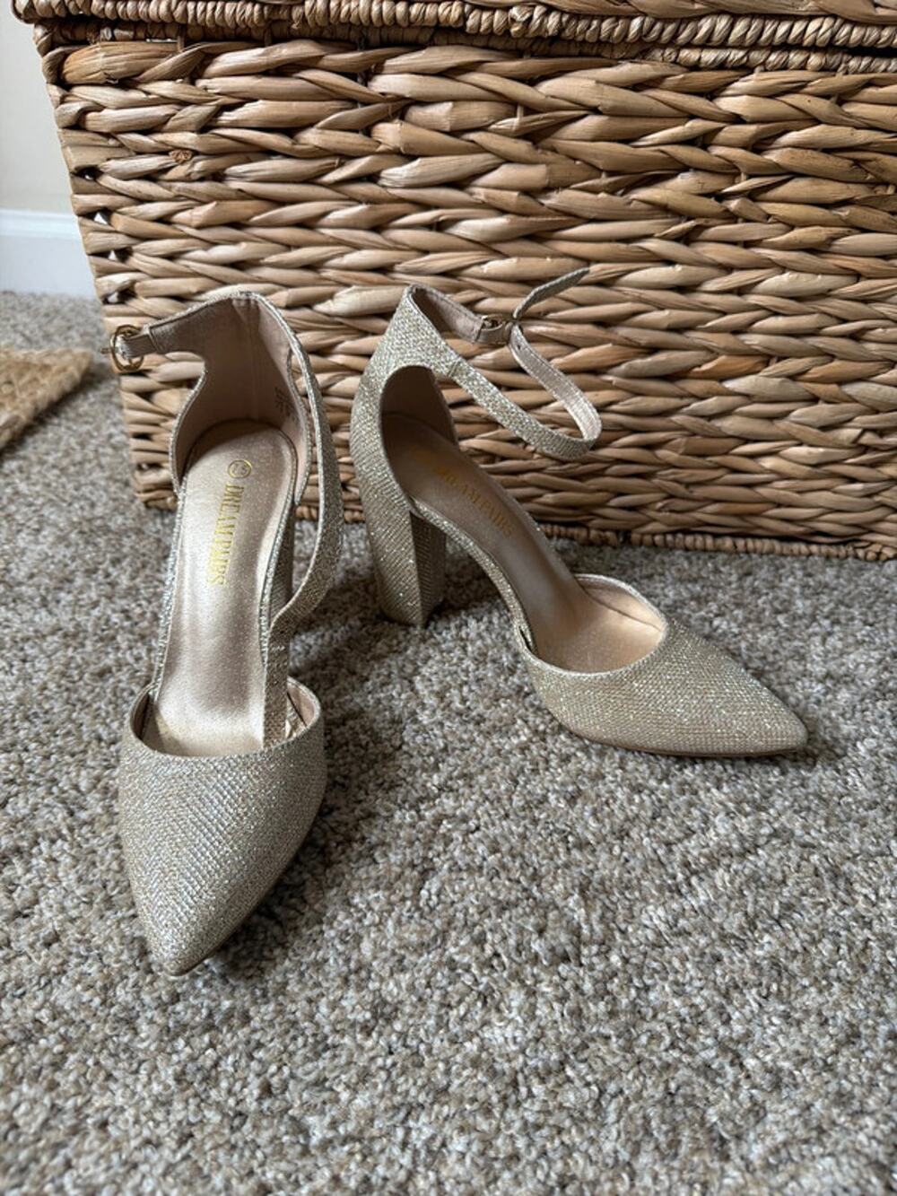 Dream, Paris, gold, glitter, black heel ankle shoe EUC 7.5 621
